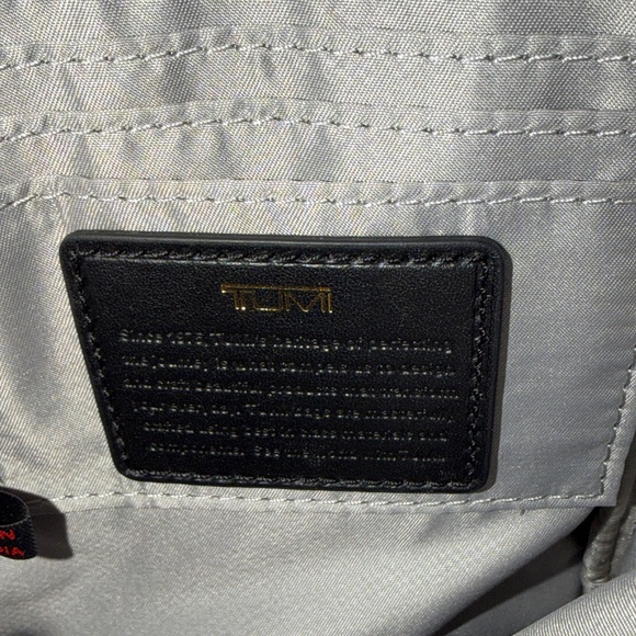 ‼️Tumi Voyageur Ruma Black Nylon Crossbody Bag - Picture 12 of 12